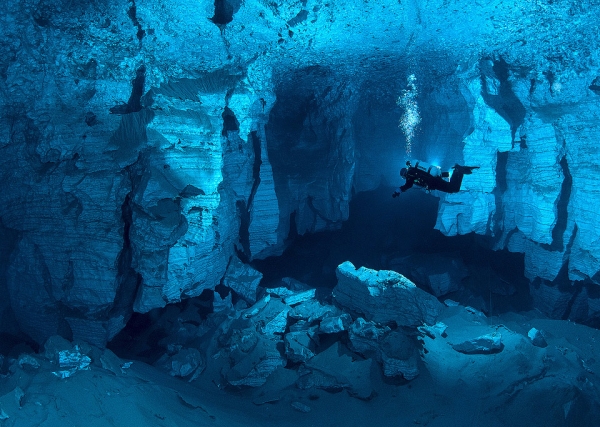 Russia's  worlds largest underwater cave