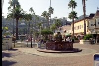 Avalon fountain at town center